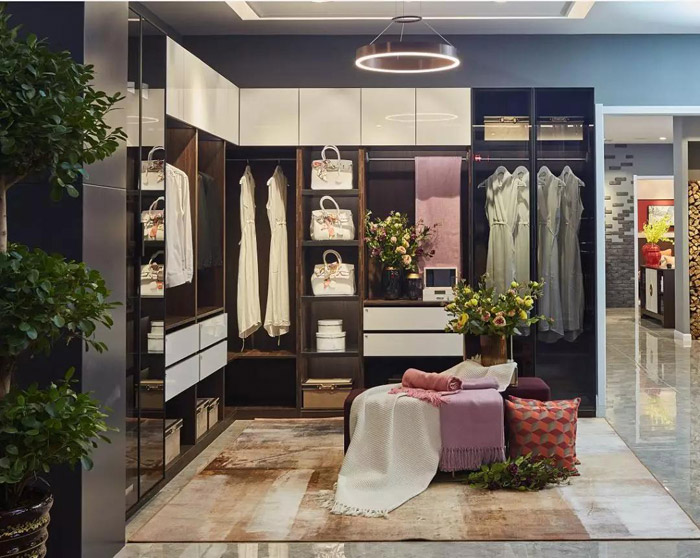 壹号娱乐定制衣柜价钱